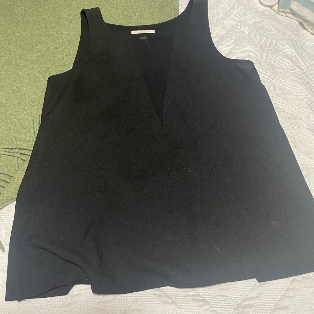 Black Sleeveless Women's Top